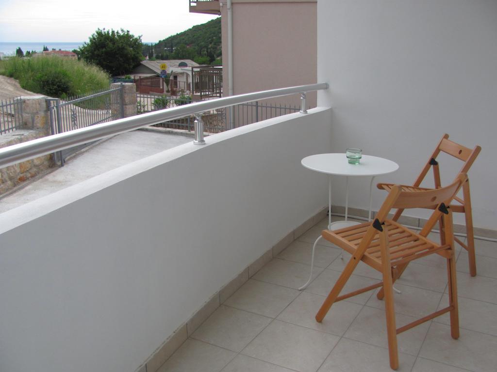 Apartmani Vukmanovic Čanj Exteriör bild